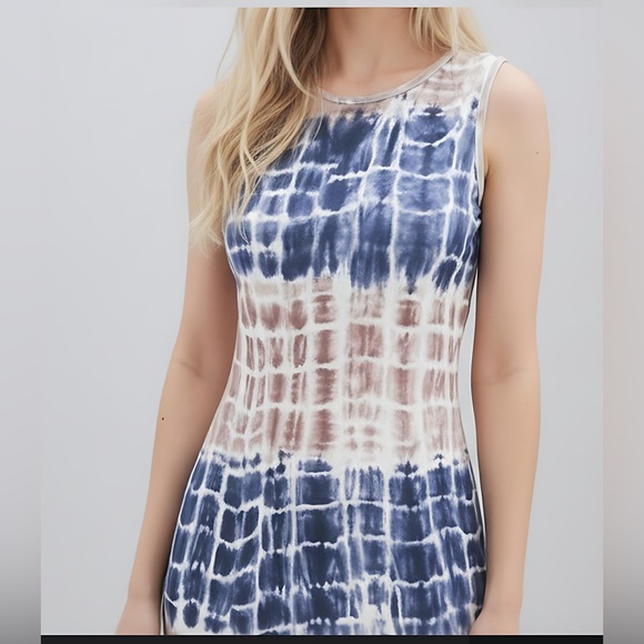 Tie Dye Split Hem Tank Dress - Picture 2 of 7